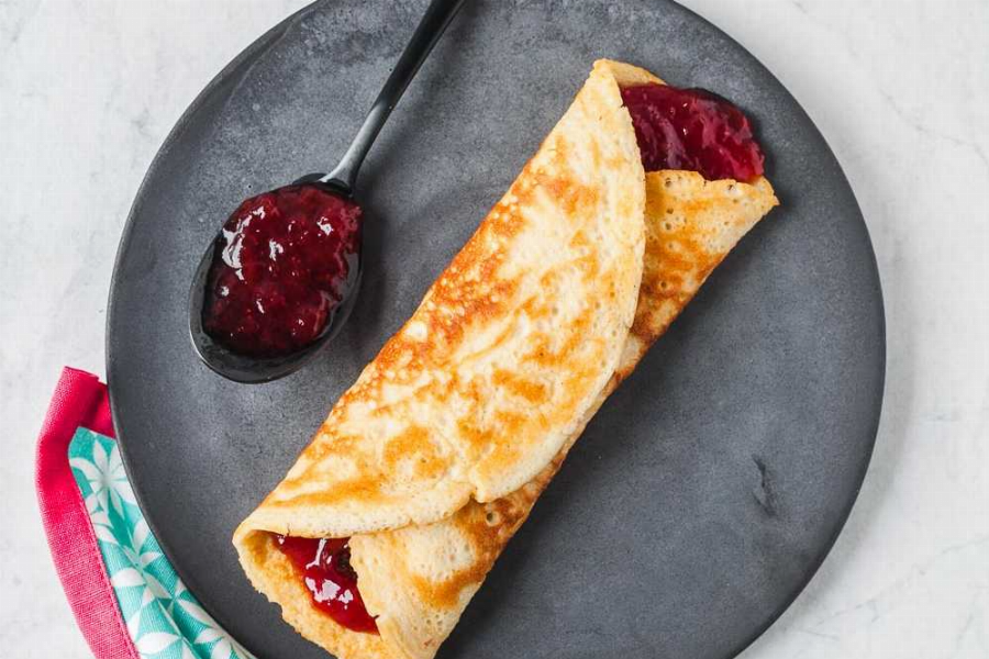 Pfannkuchen mit Marmelade